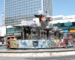 Der restaurierte Brunnen auf dem Alexanderplatz (2000)